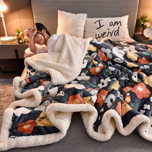 Warm Winter Double Blanket Thick Quilt - Image 2