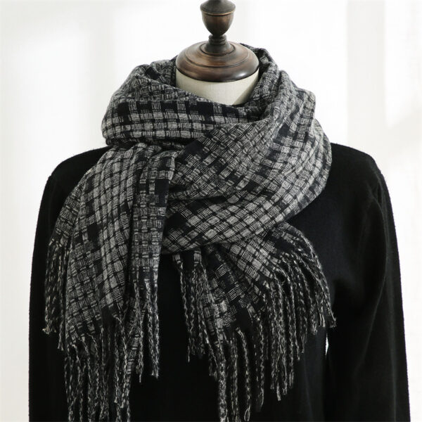 Women's New Thickened Warm Tassel Plaid Cashmere Scarves - Image 9