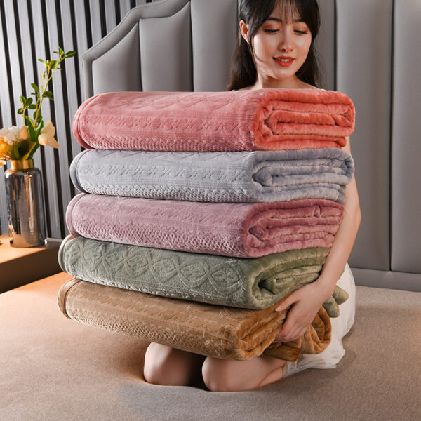 7D Carved Milk Fleece Blanket Thick Flannel Coral Fleece Warm Blanket - Image 2